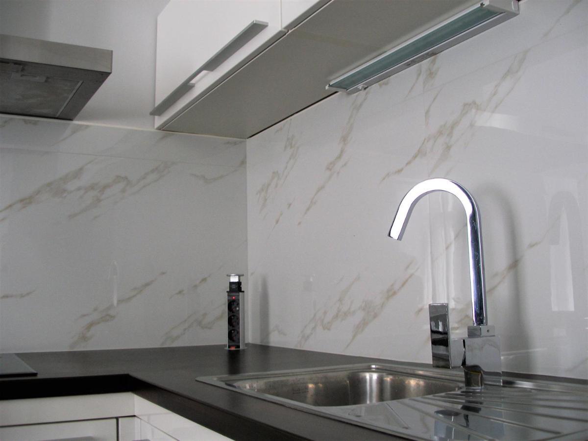 Appartamento Apartman Neverin Fiume Esterno foto