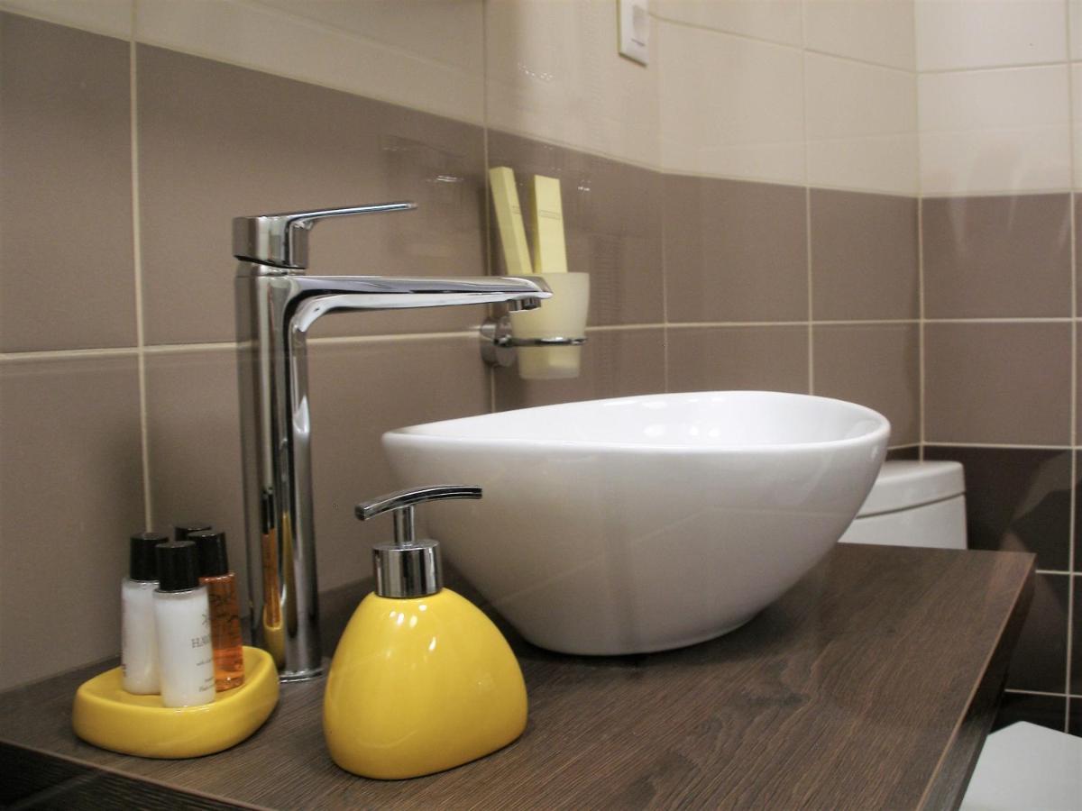 Appartamento Apartman Neverin Fiume Esterno foto